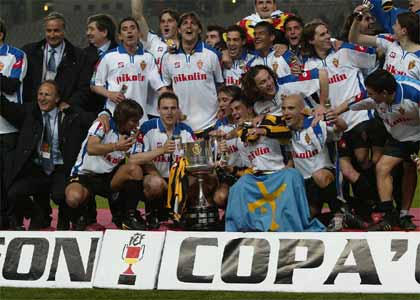 Archivo:Copa2004.jpg