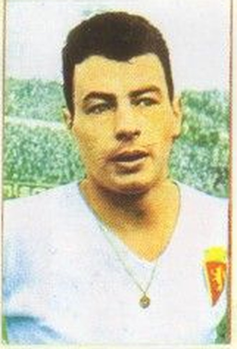 85 País